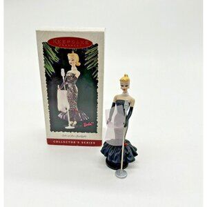 1995 Hallmark Keepsake Solo in the Spotlight Barbie Ornament Collector Series